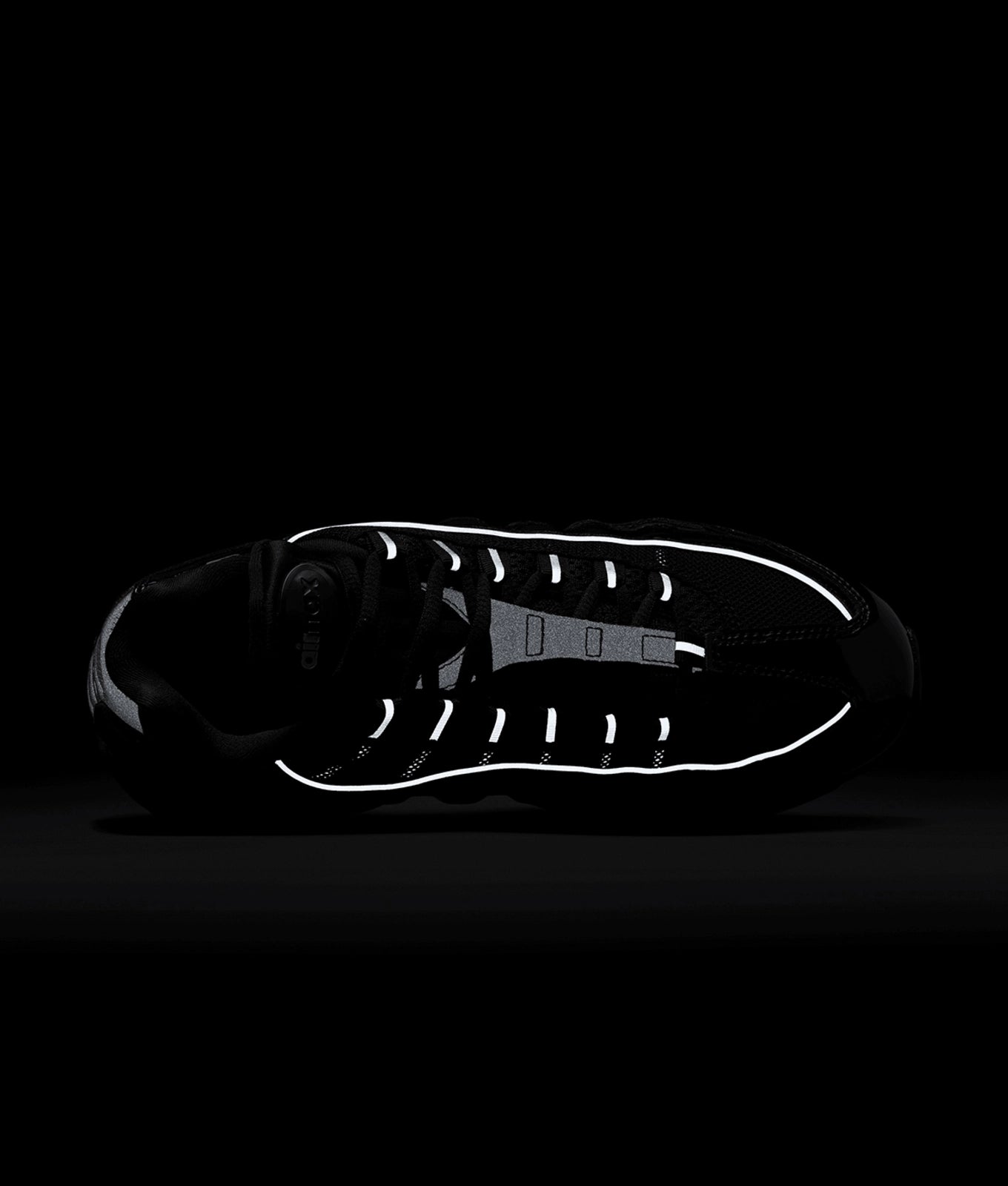 AIR MAX 95 "BLACK/METALLIC SILVER-REFLECT SILVER"